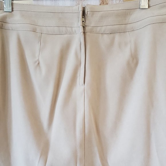 H&M Women's Tan Split Hem Mini Skirt SZ 10 - Picture 7 of 8
